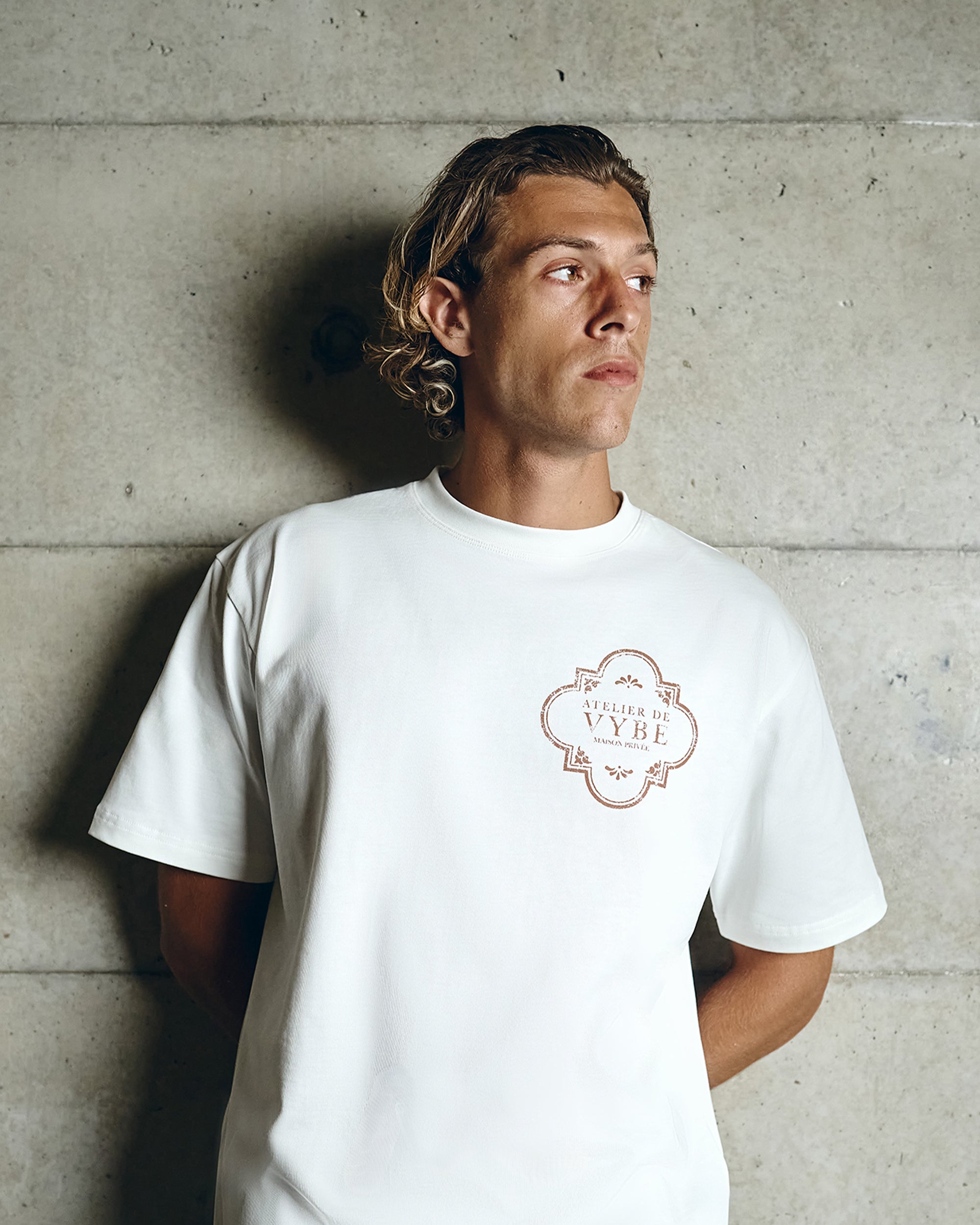 Vintage White Atelier De Vybe Tee