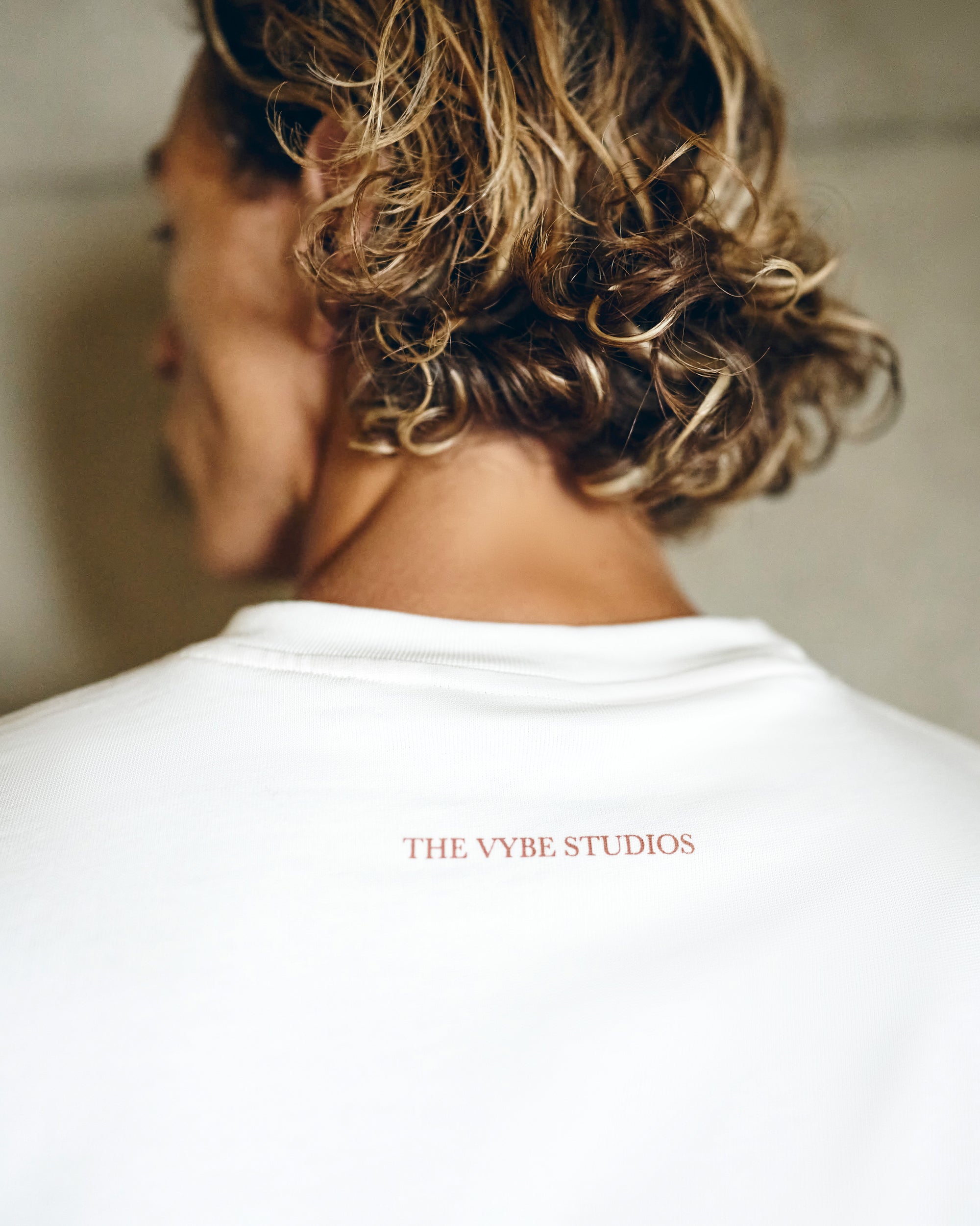 Vintage White Atelier De Vybe Tee